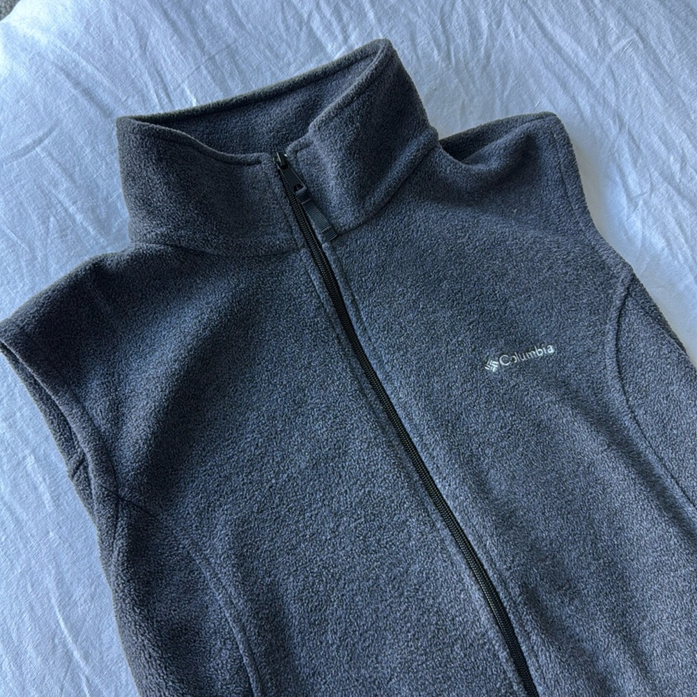 Size XL Unisex Columbia Fleece Zip Vest